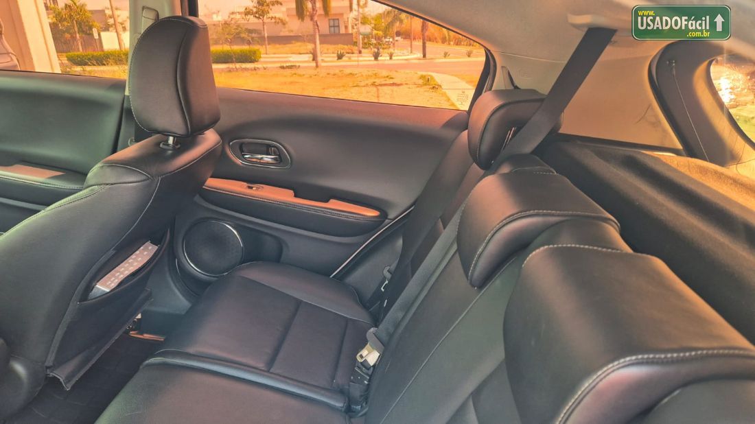 Honda HRV Touring 1.8 Automático Flexone 2018/2018 — foto 7 de 9
