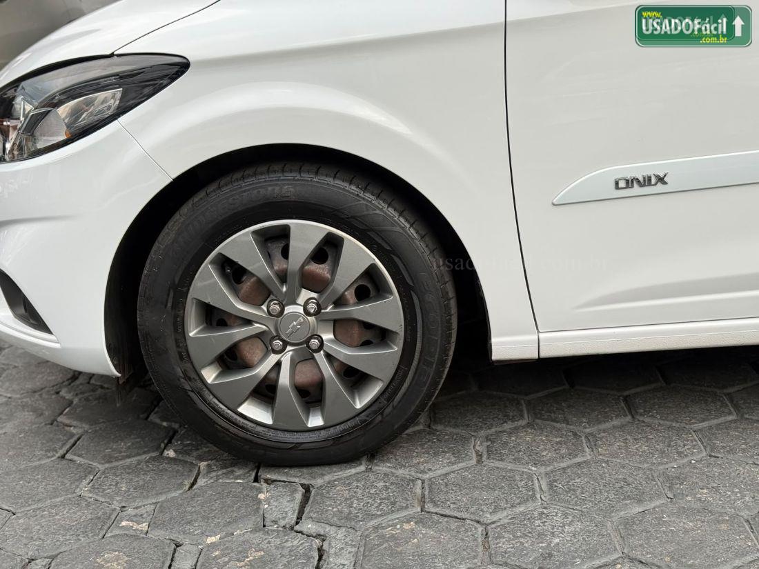 CHEVROLET/GM Onix Joy Hatch 1.0 Black Edition Flex Mecânico 2020/2021 — foto 13 de 13