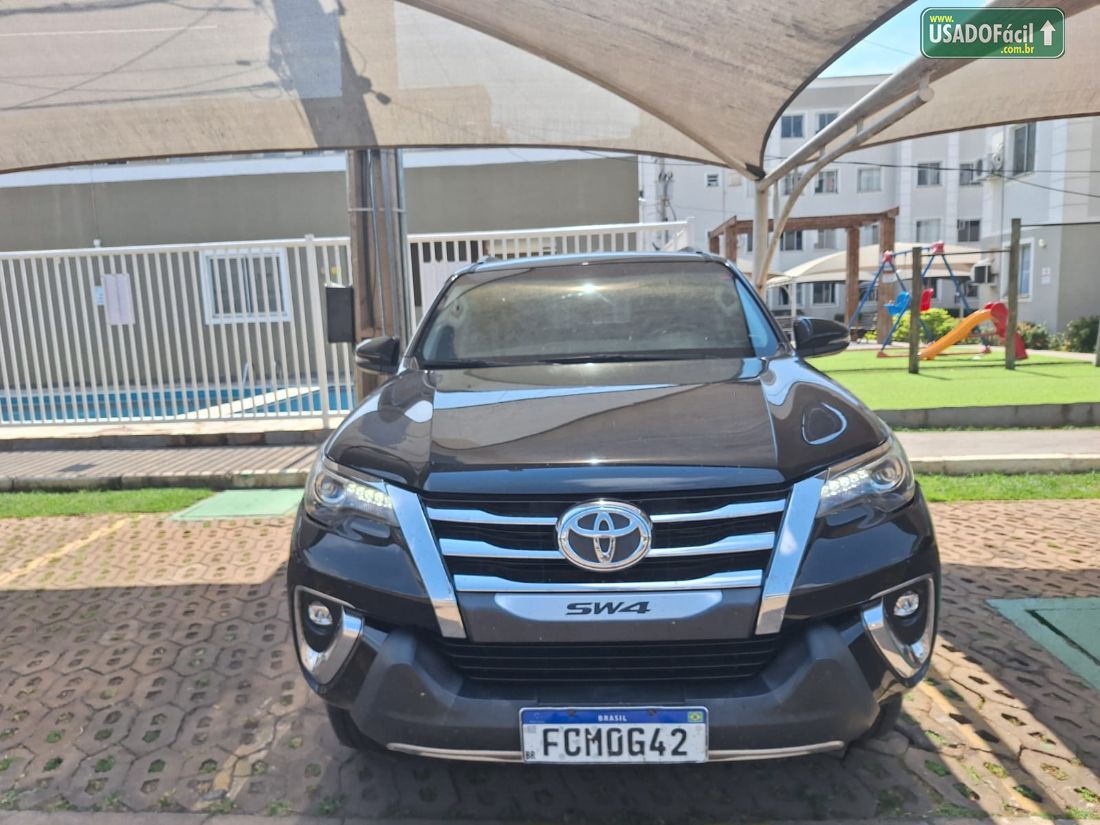 Toyota Hilux SW4 SRX 2.8 4x4 TDI Automático Diesel 2018/2019 — foto 2 de 7