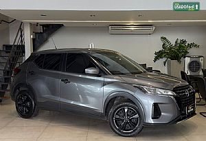 Kicks Active 1.6 Automático Flex 2022/2023 em Cuiabá - MT