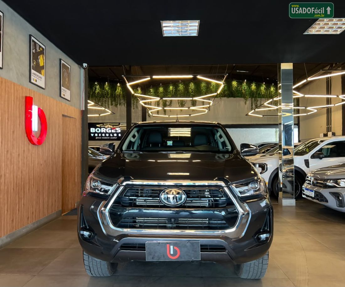 Toyota Hilux SRX CD 2.8 4x4 TDI Automático Diesel 2025/2025 — foto 2 de 14