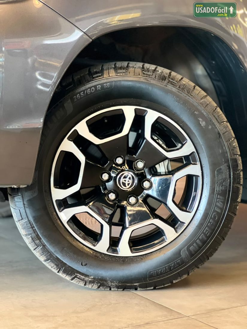 Toyota Hilux SRX CD 2.8 4x4 TDI Automático Diesel 2025/2025 — foto 7 de 14