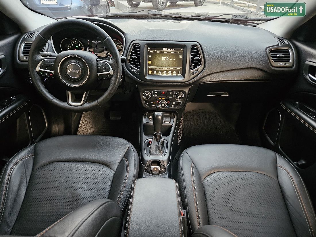 Jeep Compass Longitude 2.0 4x2 Automático Flex 2017/2017 — foto 9 de 13