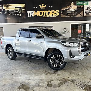 Toyota Hilux SRV CD 2.7 4X2 Automático Flex