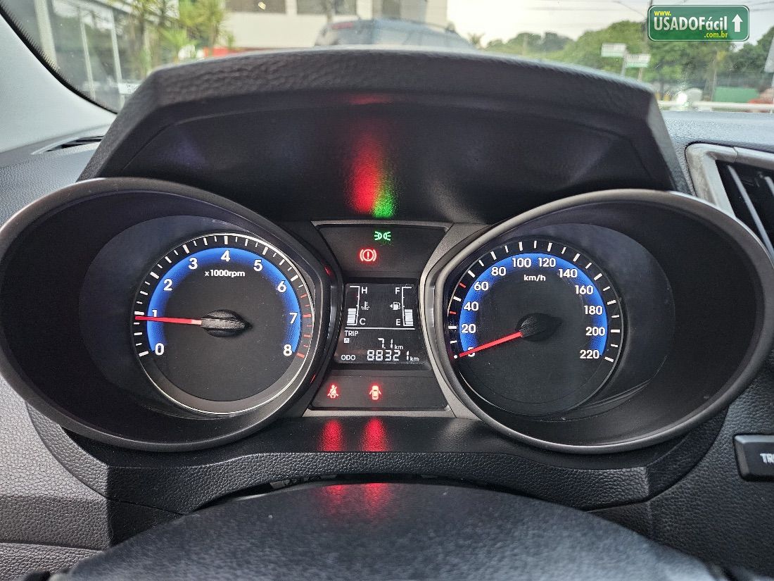 Hyundai HB20 Hatch Unique 1.0 Mecânico Flex 2019/2019 — foto 11 de 12