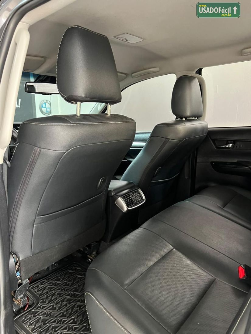 Toyota Hilux SRX CD 2.8 4x4 TDI Automático Diesel 2022/2022 — foto 6 de 15