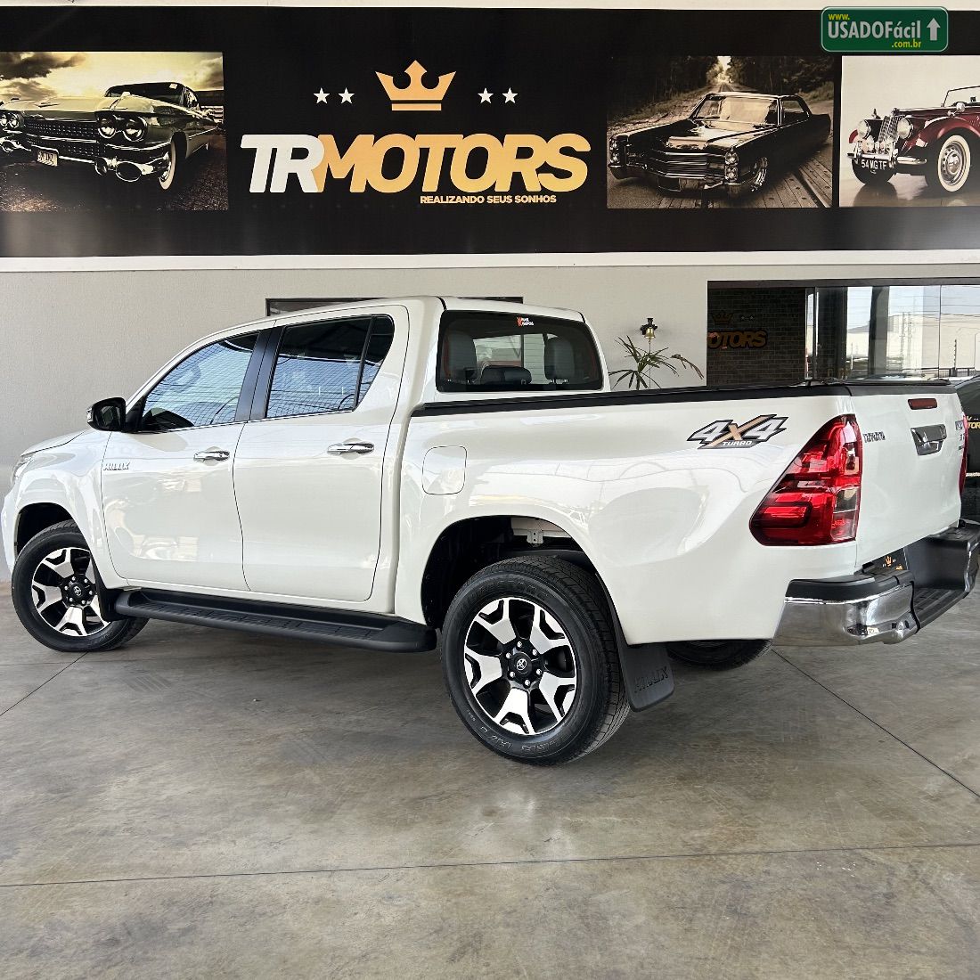 Toyota Hilux SRX CD 2.8 4x4 TDI Automático Diesel 2019/2020 — foto 3 de 10