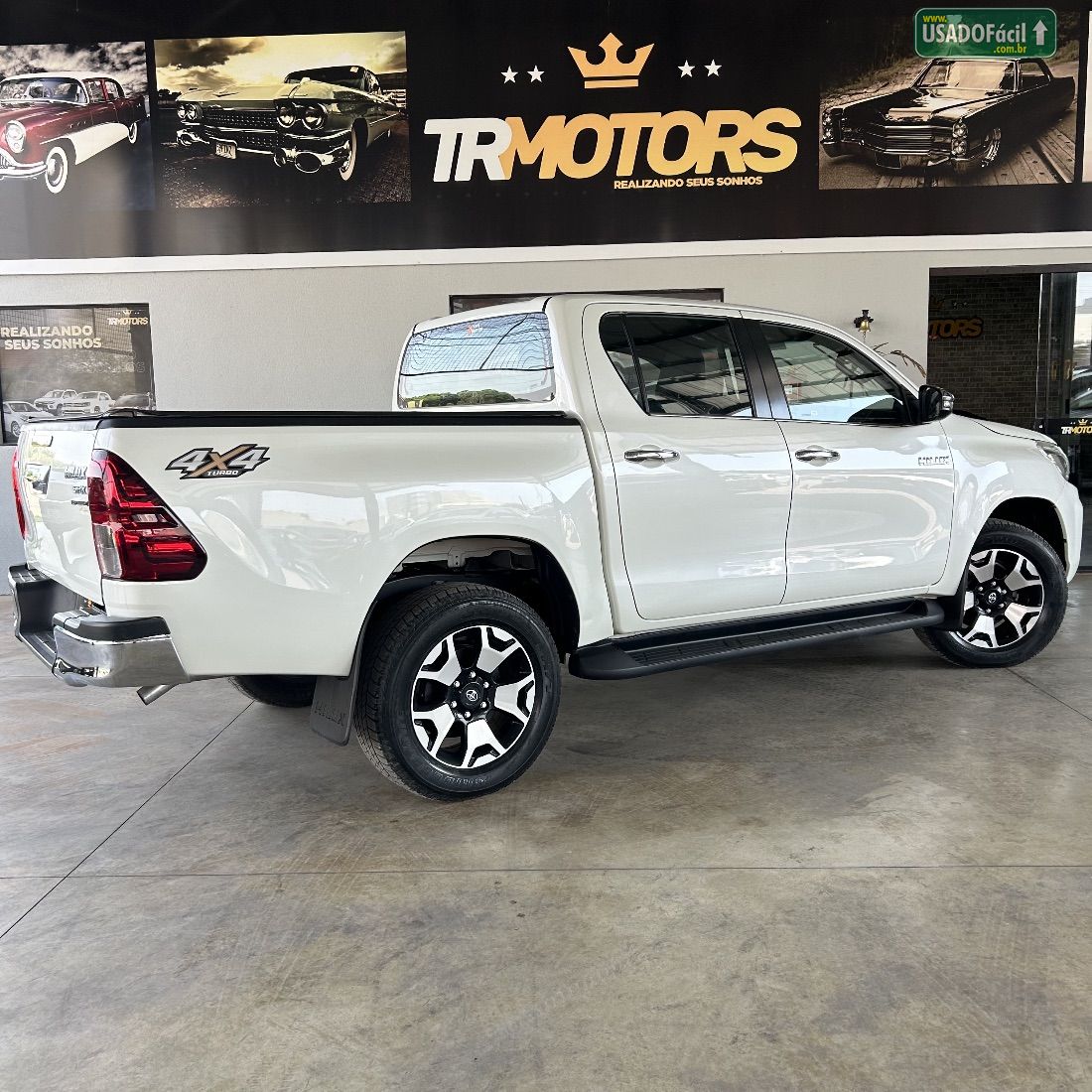 Toyota Hilux SRX CD 2.8 4x4 TDI Automático Diesel 2019/2020 — foto 4 de 10