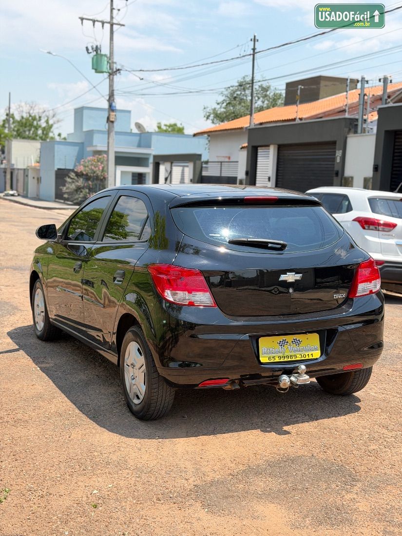CHEVROLET/GM Onix Hatch LS 1.0 Mecânico Flex 2016/2016 — foto 4 de 16