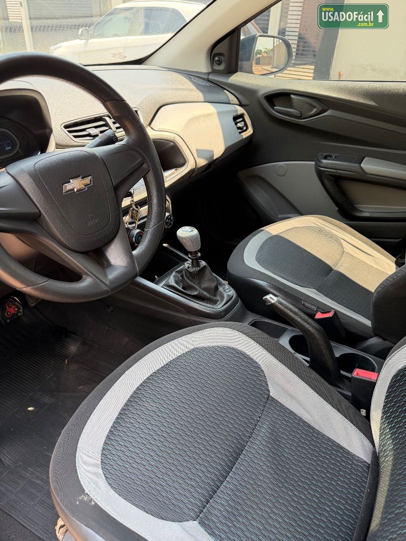 CHEVROLET/GM Onix Hatch LS 1.0 Mecânico Flex 2016/2016 — foto 6 de 16