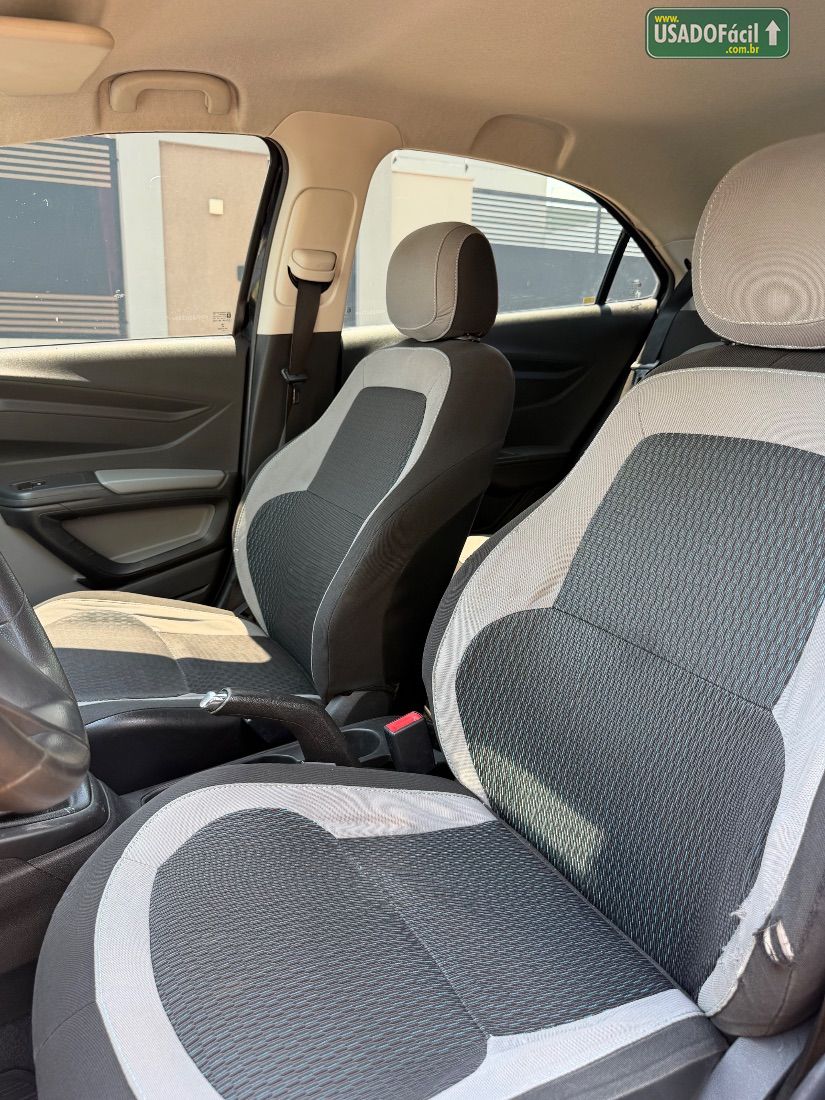 CHEVROLET/GM Onix Hatch LS 1.0 Mecânico Flex 2016/2016 — foto 7 de 16