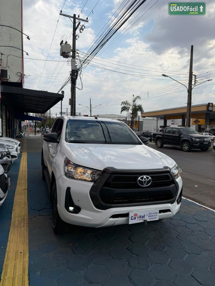 Toyota Hilux SR CD 2.8 4X4 TDI Automático Diesel 2025/2025 — foto 2 de 11