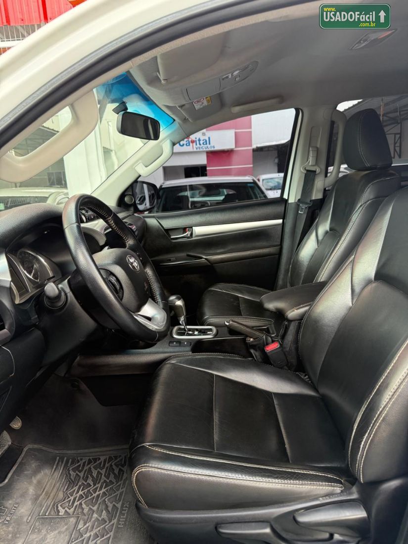 Toyota Hilux SR CD 2.8 4X4 TDI Automático Diesel 2025/2025 — foto 7 de 11
