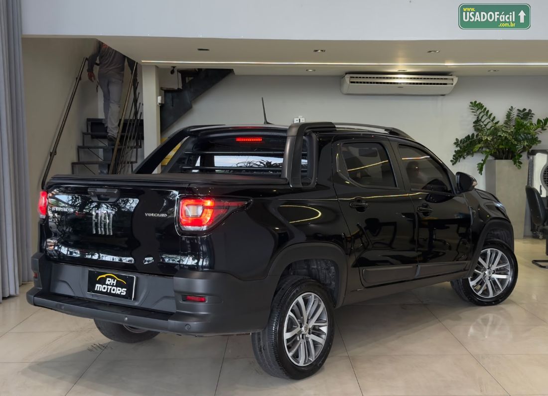 Fiat Strada Volcano CD 1.3 Mecânico Flex 2022/2023 — foto 4 de 13
