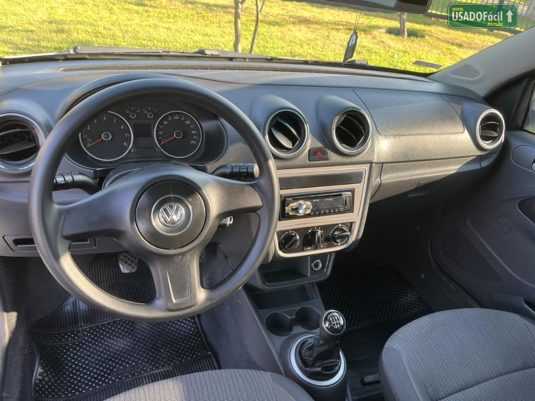 Volkswagen Saveiro CS 1.6 Mi Total Flex 2013/2014 — foto 9 de 10
