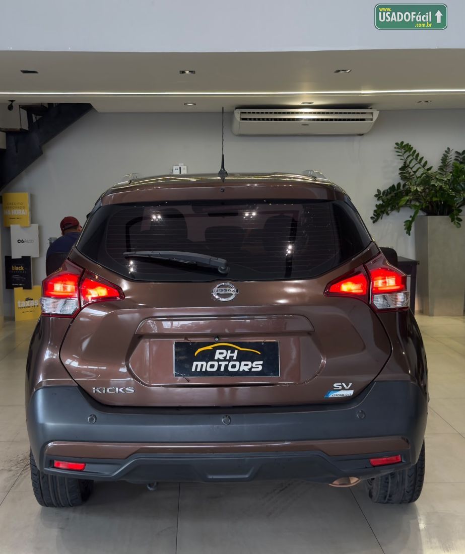 Nissan Kicks SV 1.6 Automático FlexStar 2017/2018 — foto 5 de 13