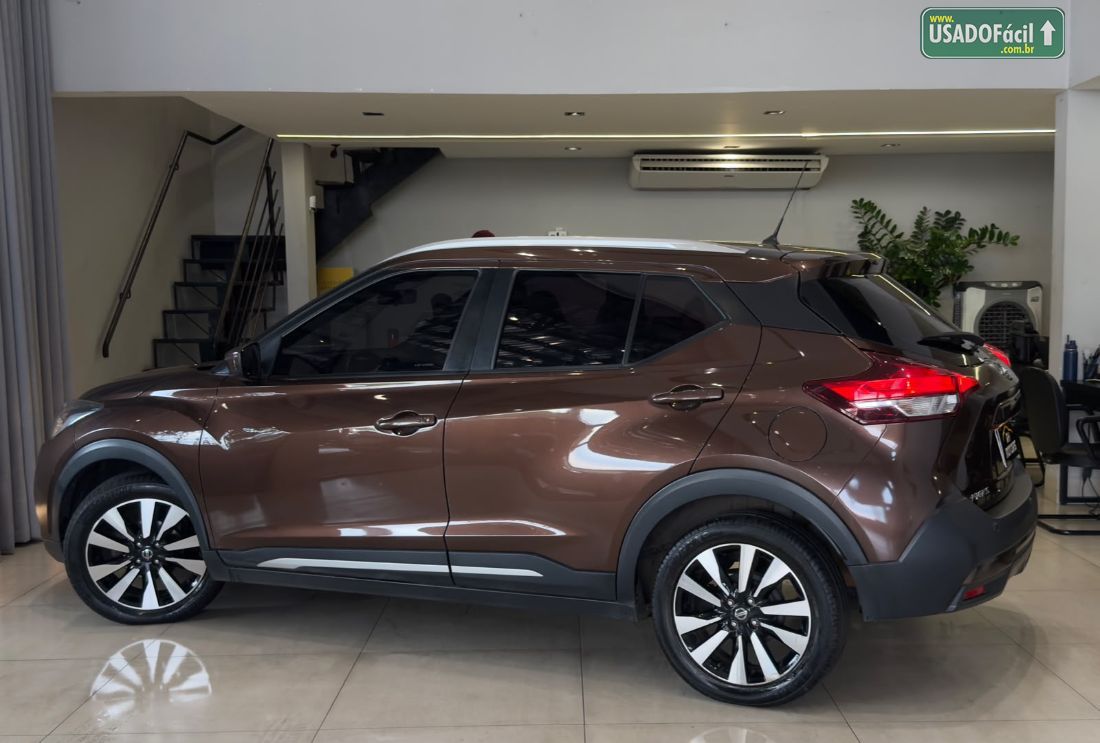 Nissan Kicks SV 1.6 Automático FlexStar 2017/2018 — foto 6 de 13