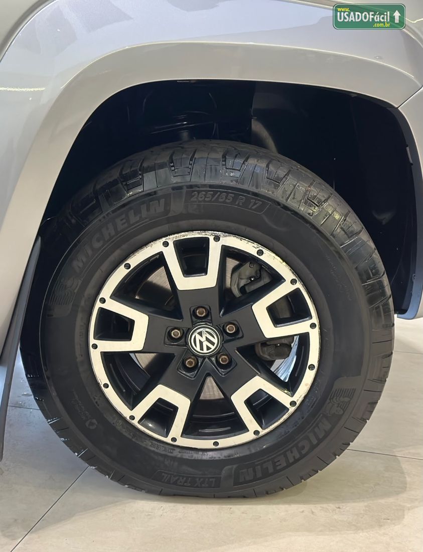 Volkswagen Amarok Comfortline 3.0 V6 4X4 TDI Automático Diesel 2023/2023 — foto 13 de 13