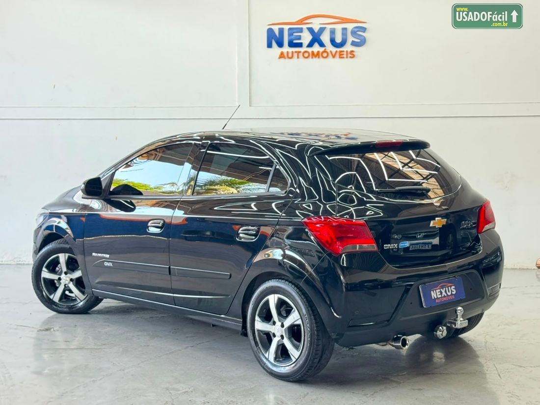 CHEVROLET/GM Onix Hatch Advantage 1.4 Automático Flex 2018/2018 — foto 3 de 14