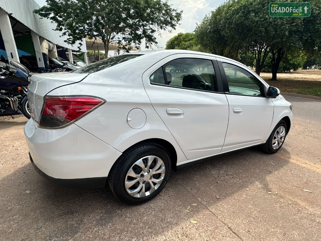 CHEVROLET/GM Prisma Sedan LT 1.4 FlexPower 2014/2015 — foto 15 de 17