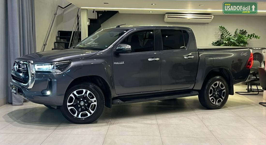 Toyota Hilux SRX CD 2.8 4x4 TDI Automático Diesel 2026/2026 — foto 3 de 13