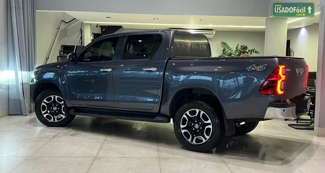 Toyota Hilux SRX CD 2.8 4x4 TDI Automático Diesel 2026/2026 — foto 6 de 13