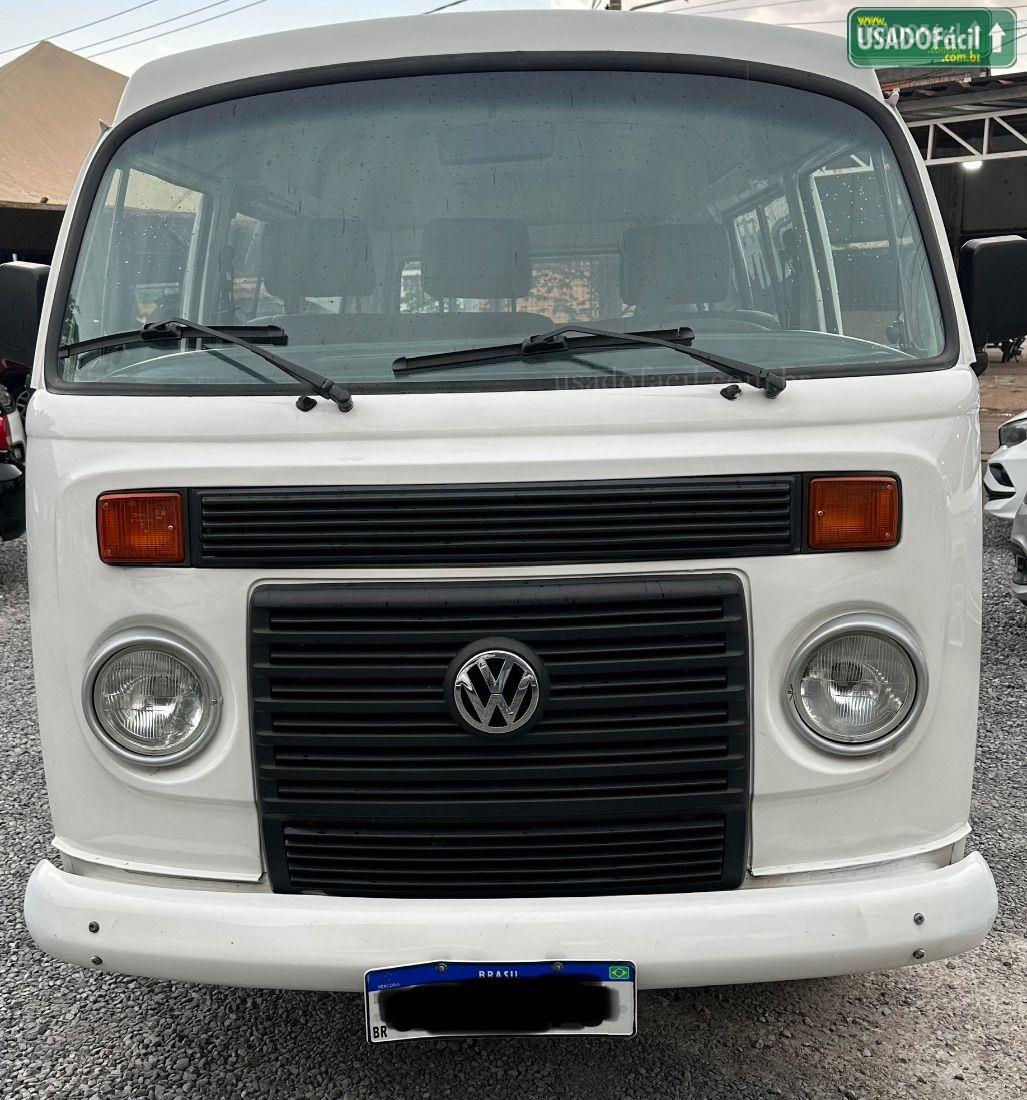 VOLKSWAGEN Kombi Lotação Mi Total Flex 2013/2014 — foto 3 de 6
