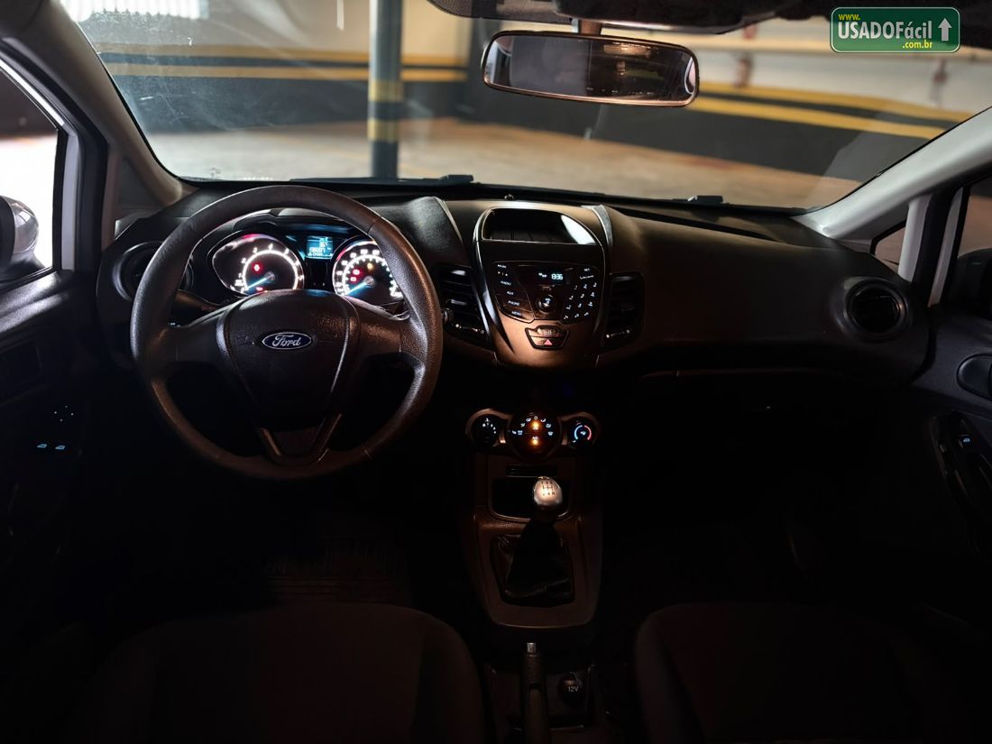 Ford Fiesta Hatch 1.5 Mecânico 5P Flex 2015/2016 — foto 10 de 14