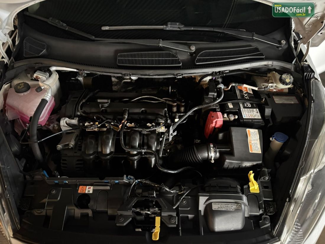 Ford Fiesta Hatch 1.5 Mecânico 5P Flex 2015/2016 — foto 12 de 14