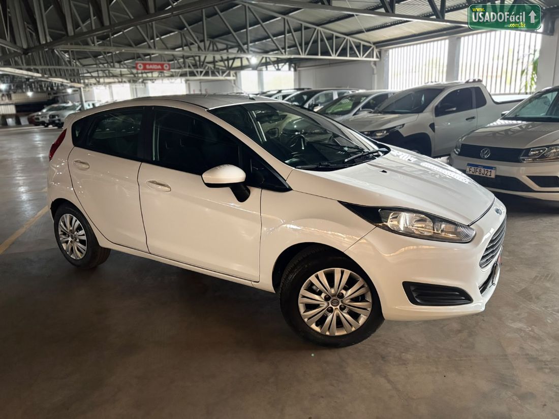 Ford Fiesta Hatch 1.5 Mecânico 5P Flex 2015/2016 — foto 2 de 14