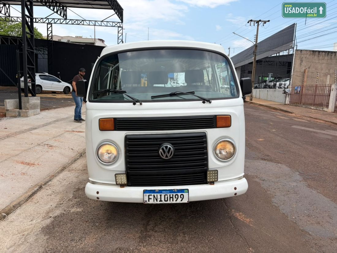 Volkswagen Kombi Standard 1.4 Mi Total Flex 8V 2013/2014 — foto 2 de 7