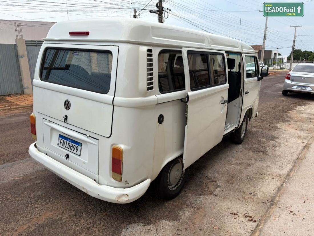Volkswagen Kombi Standard 1.4 Mi Total Flex 8V 2013/2014 — foto 5 de 7