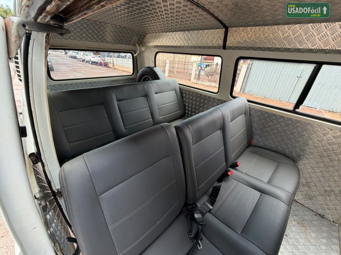 Volkswagen Kombi Standard 1.4 Mi Total Flex 8V 2013/2014 — foto 7 de 7