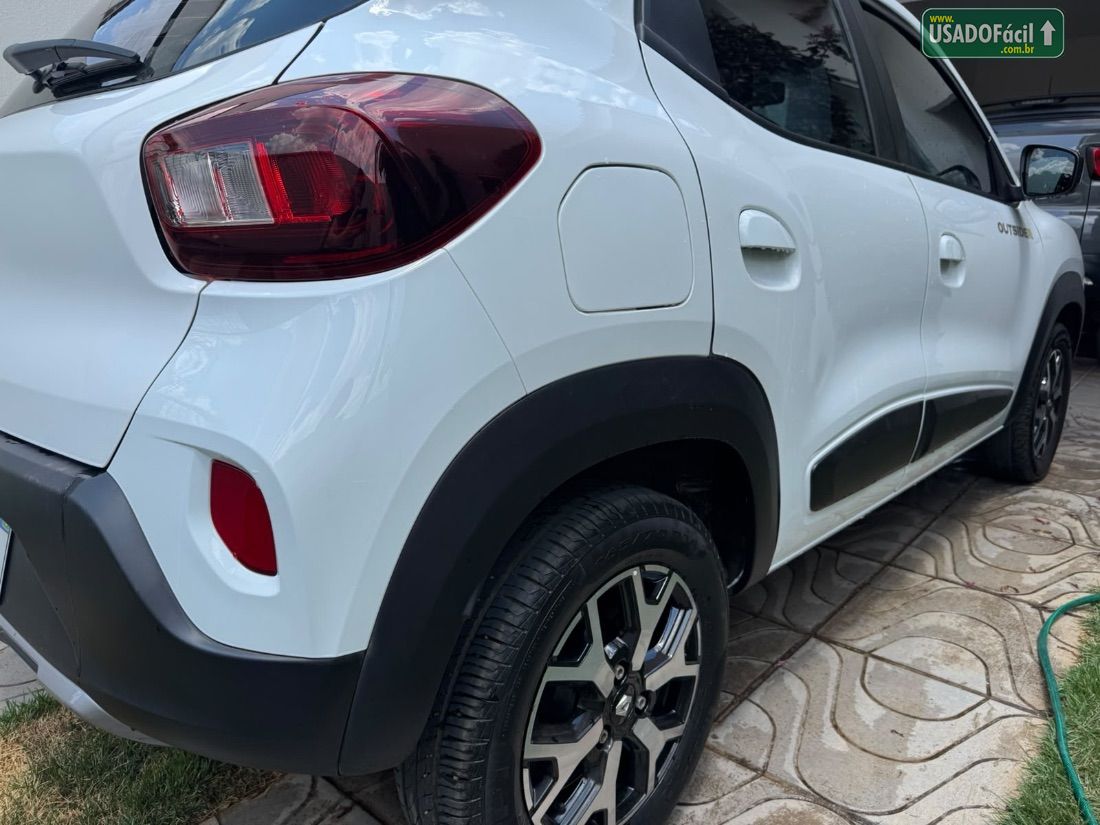 Renault Kwid Outsider 1.0 Mecânico Flex 2023/2024 — foto 2 de 12