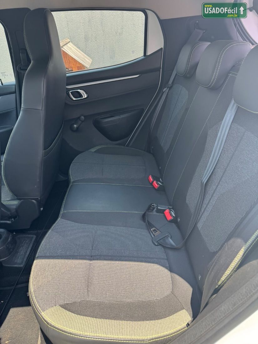 Renault Kwid Outsider 1.0 Mecânico Flex 2023/2024 — foto 7 de 12