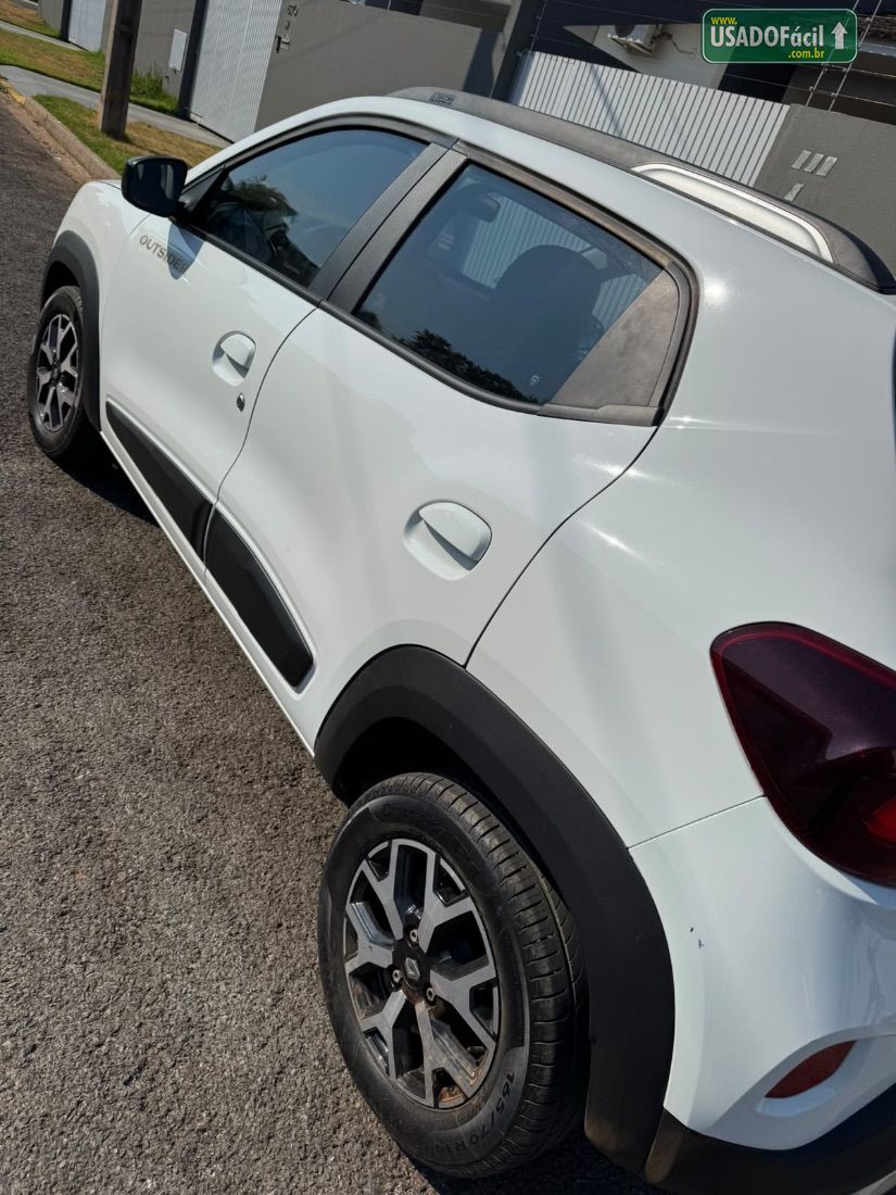 Renault Kwid Outsider 1.0 Mecânico Flex 2023/2024 — foto 8 de 12