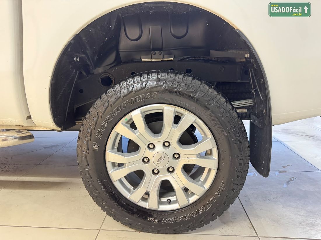 Ford Ranger Limited CD 3.2 4x4 Automático Diesel 2018/2019 — foto 9 de 14