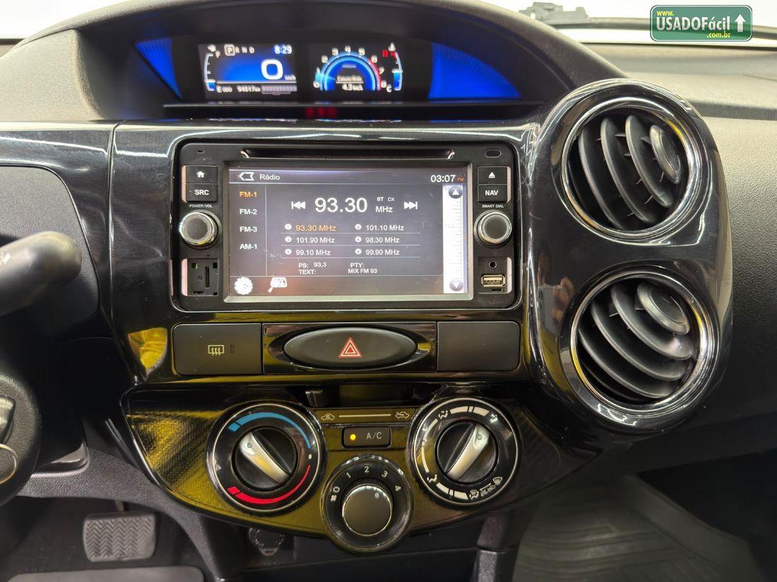 Toyota Etios Sedan XLS 1.5 Automático Flex 2017/2018 — foto 10 de 18