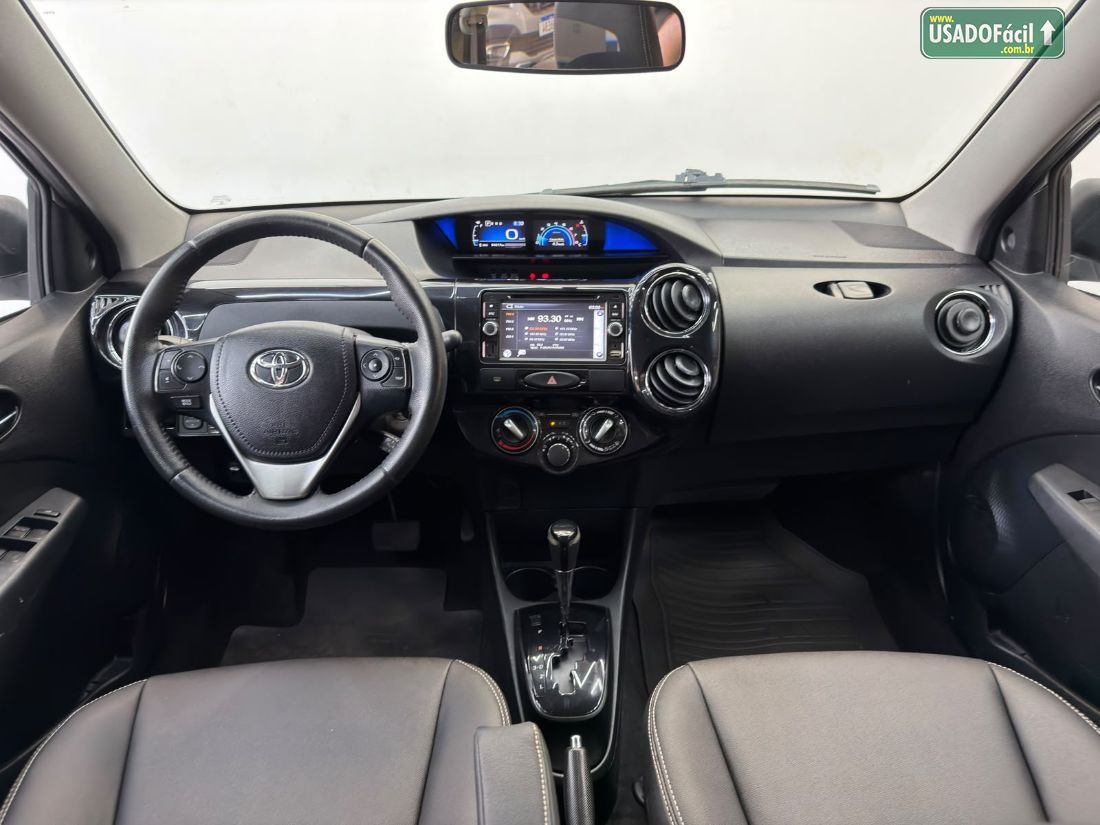 Toyota Etios Sedan XLS 1.5 Automático Flex 2017/2018 — foto 15 de 18