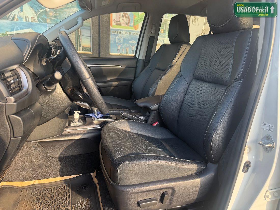 Toyota Hilux SW4 SRX 2.8 4x4 TDI Automático 5 lugares 2021/2021 — foto 13 de 22
