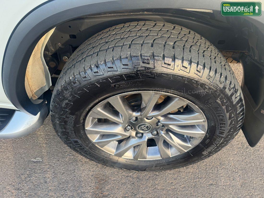 Toyota Hilux SW4 SRX 2.8 4x4 TDI Automático 5 lugares 2021/2021 — foto 19 de 22