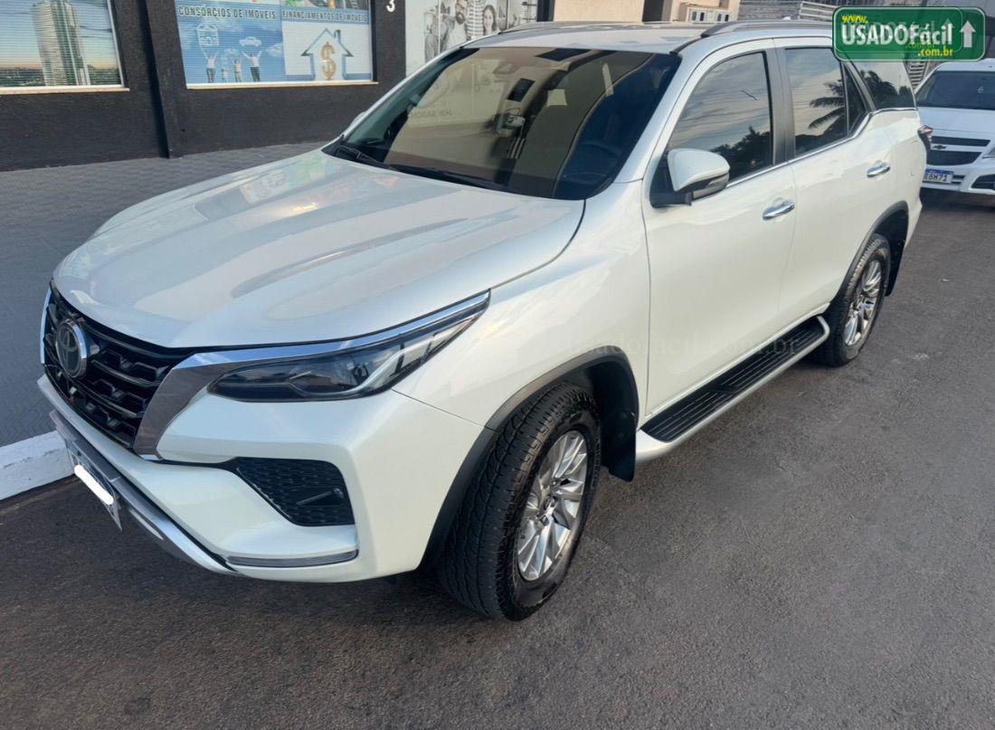 Toyota Hilux SW4 SRX 2.8 4x4 TDI Automático 5 lugares 2021/2021 — foto 2 de 22