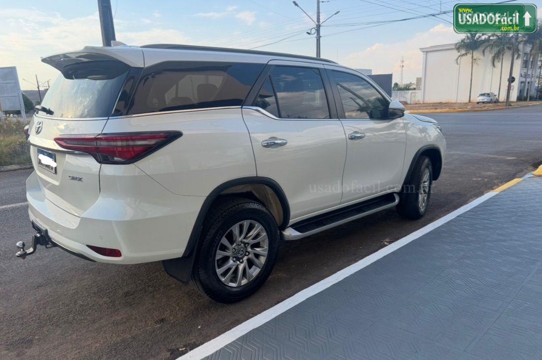 Toyota Hilux SW4 SRX 2.8 4x4 TDI Automático 5 lugares 2021/2021 — foto 3 de 22