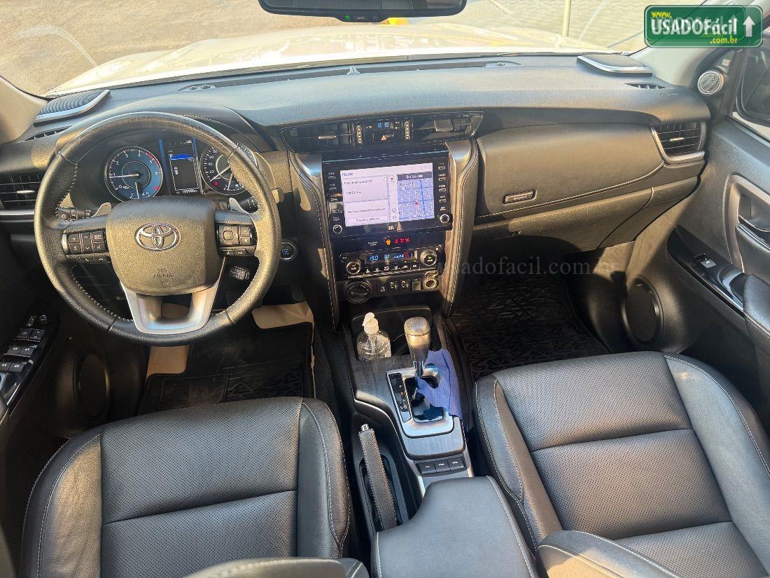 Toyota Hilux SW4 SRX 2.8 4x4 TDI Automático 5 lugares 2021/2021 — foto 8 de 22