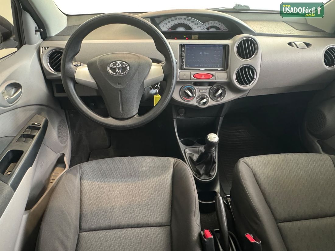 Toyota Etios Sedan XLS 1.5 Mecânico Flex 2013/2013 — foto 10 de 15