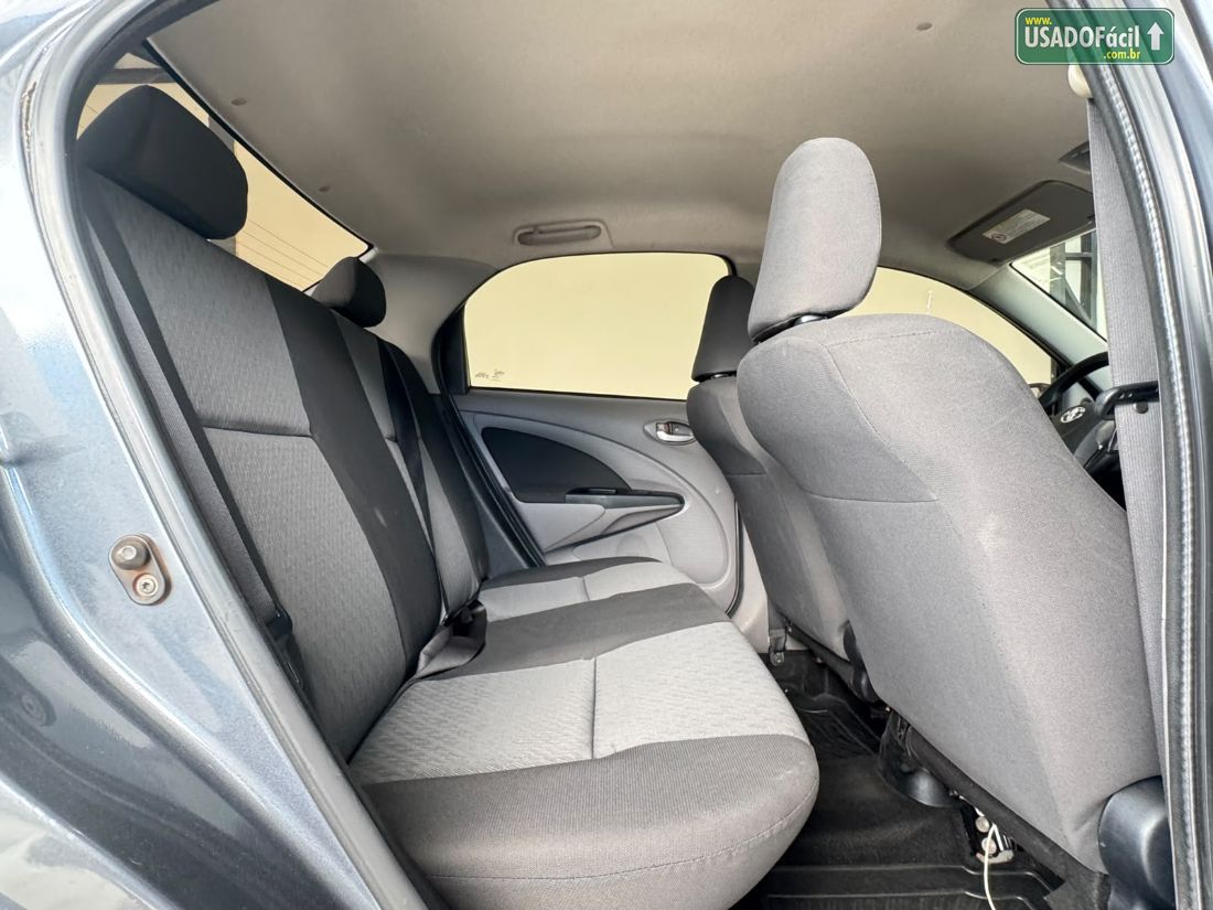 Toyota Etios Sedan XLS 1.5 Mecânico Flex 2013/2013 — foto 14 de 15