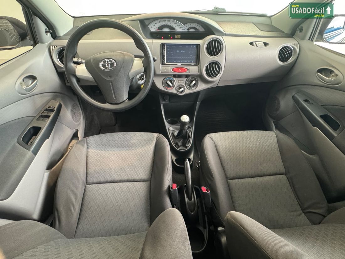 Toyota Etios Sedan XLS 1.5 Mecânico Flex 2013/2013 — foto 9 de 15