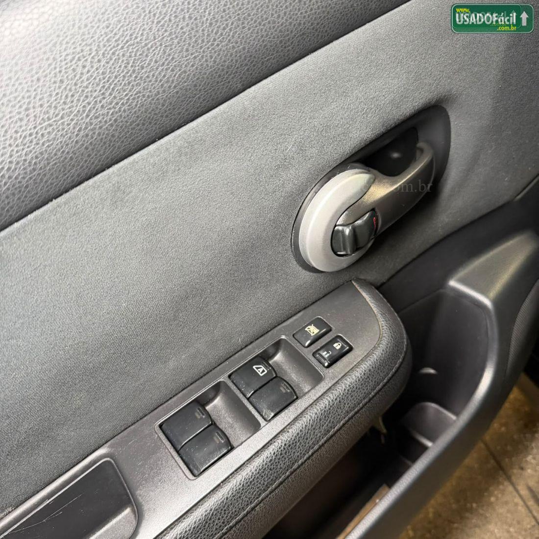 NISSAN TIIDA SEDAN 1.8 flex 2011/2012 — foto 9 de 20