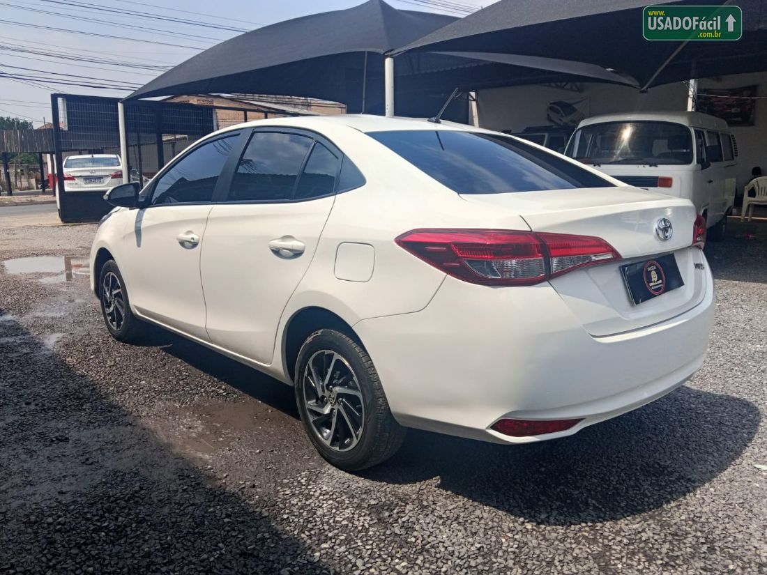 Toyota Yaris Sedan XL 1.5 Automático Flex 2024/2025 — foto 4 de 7