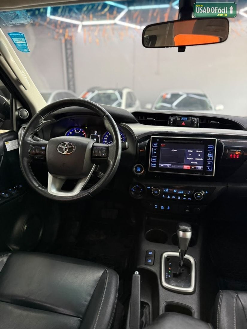 Toyota Hilux SRX CD 2.8 4x4 TDI Automático Diesel 2018/2018 — foto 10 de 15